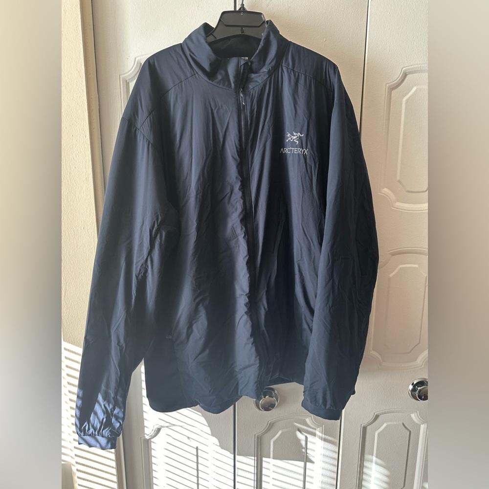 ARC’TERYX atom jacket